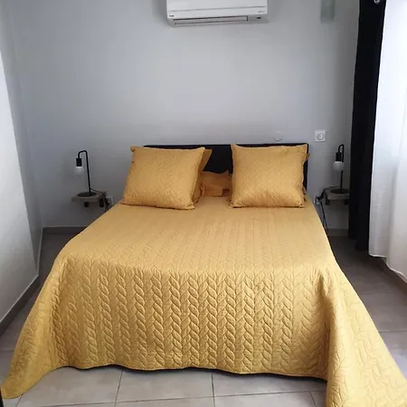 Casa Petra 3*