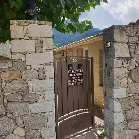 Konukevi Casa Petra 3*