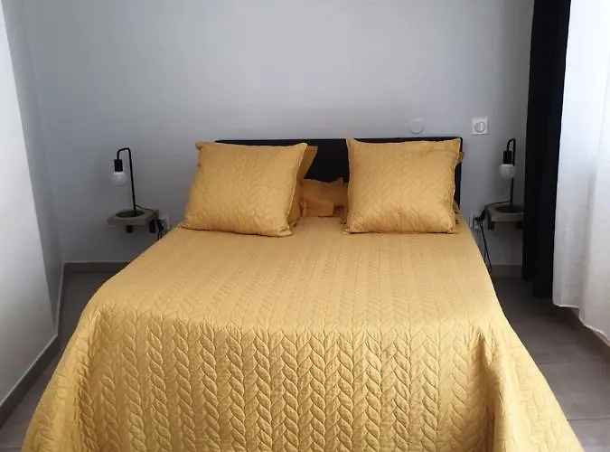 Casa Petra 3*